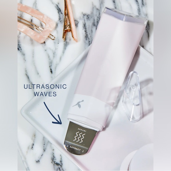 Dermaflash Dermapore Ultrasonic Pore Extractor - Picture 3 of 6